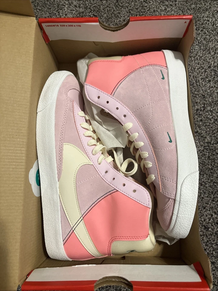 Tênis Nike Blazer Médio '77 SE D (GS) Rosa Espuma/Leite de Coco Crianças Grandes EUA Tamanho 7Y - Imagem 1 de 4