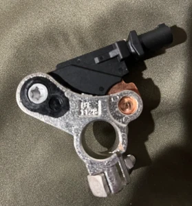 Car Battery Sensor - 2013-2016 Range Rover - Liquidated Inventory - New Open Box - Picture 1 of 3