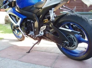 SUZUKI GSXR600 CRASH MUSHROOMS BUNGS SET OF 8 k6 k7 k8 k9 L0 bungs SLIDERS S6Q - Picture 1 of 12