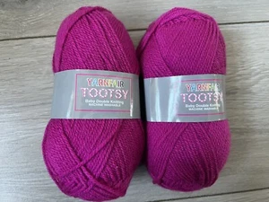 Yarnfair Tootsy FUSCHIA DK Double Knit Yarn Wool 50g x2 UK - Picture 1 of 4