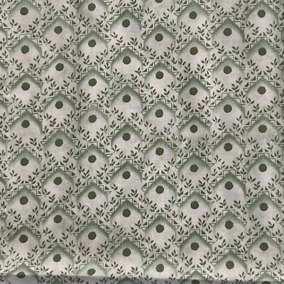 Brooke's Garden para telas de gallo rojo, algodón verde, hojas edredón Foto 1 de 4