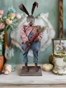 Handgefertigt von Michelle Frühling Ostern Ton geformter Kopf Hase Junge mit Karotte auf - Bild 1 von 5