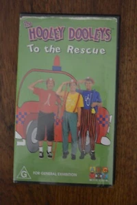 THE HOOLEY DOOLEYS TO THE RESCUE VHS - Picture 1 of 4