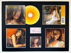 RIHANNA - Signed Autographed - A GIRL LIKE ME - Album Display Deluxe - Foto 1 di 1