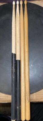 2 Pares 5A DIP & AntiVibración Zildjian PALITOS DE TAMBOR Madera de Nogal y Puntas de Nylon G/VG EE. UU. Foto 1 de 4