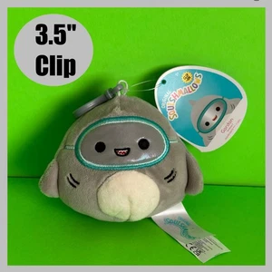 Gordon der Hai mit Schutzbrille Squishmallows 3,5" Clip - Bild 1 von 6