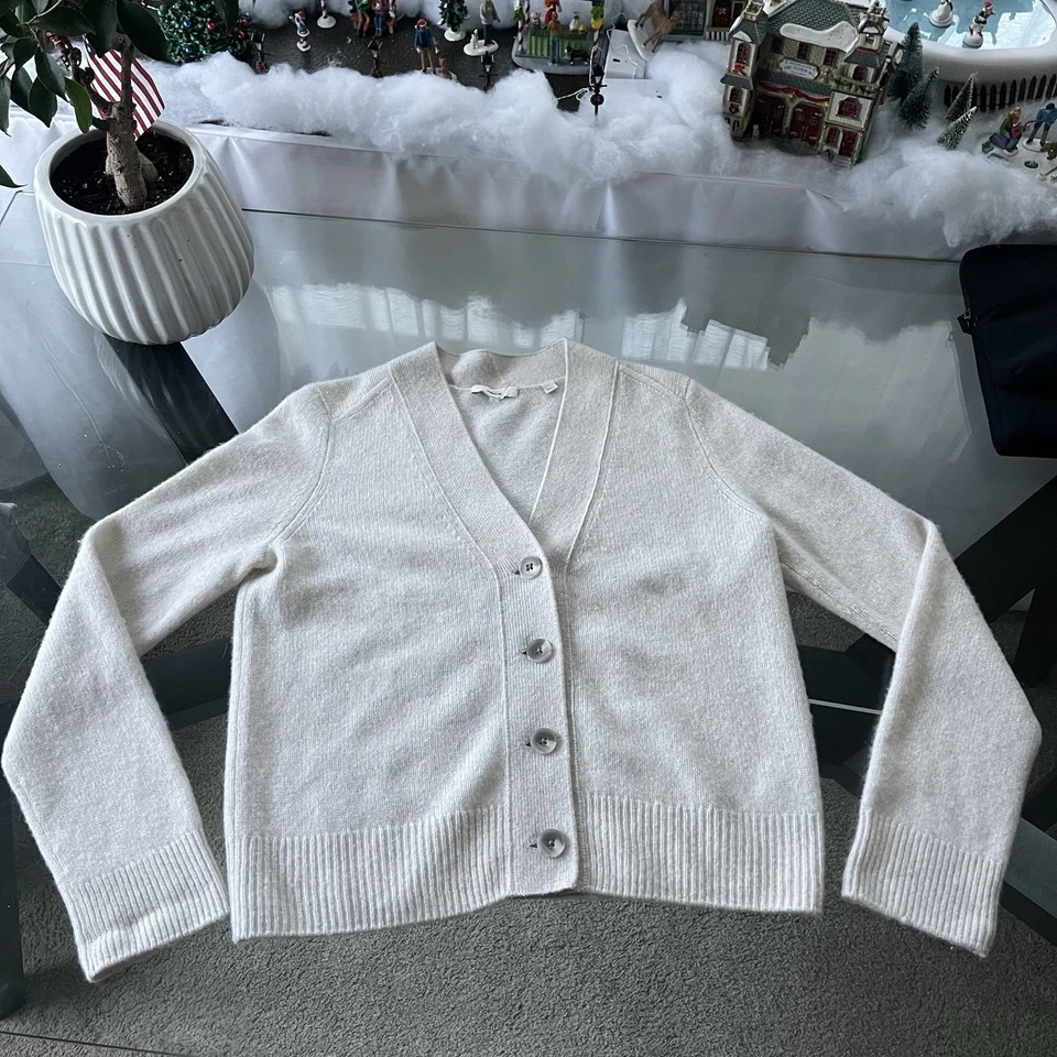 Cárdigan VINCE 100 % cachemir cuello en V botón encogido delantero talla grande marfil dinero Foto 1 de 4