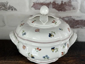 Villeroy & Boch Petite Fleur Soup Tureen/Dinner Serving Bowl & Lid Luxembourg - Picture 1 of 12