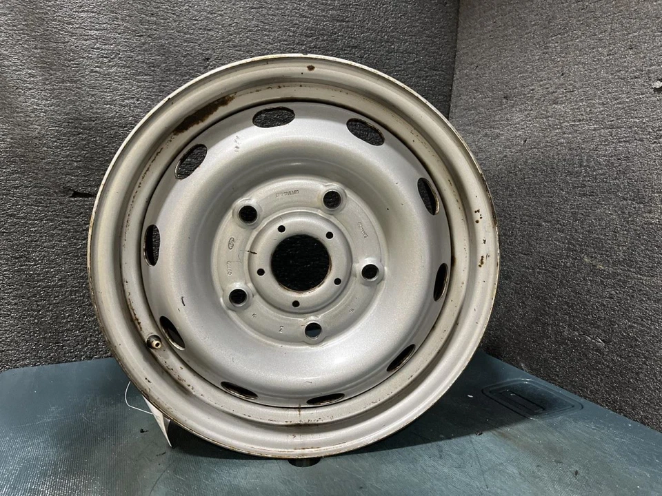 Roda Srw 16x6-1/2 5 lugares aço prata compatível com 15-23 TRANSIT 150 1114567 - Imagem 1 de 1