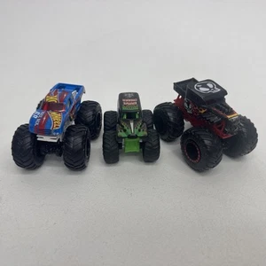 3PC Hot Wheels 3” MONSTER JAM TRUCK: Hot Wheels Race Ac, gravedigger, Punisher - Picture 1 of 7