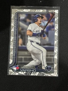 2025 Topps Serie 1 - Daulton Varsho #119 Entrenamiento de Primavera - Imagen 1 de 2