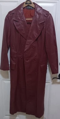 Casaco estilo trincheira feminino vintage década de 1970 couro vermelho bezerro Nappa tamanho 10 incrível - Imagem 1 de 4