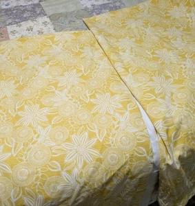Paar 50 x 96 gelb weiß Blumen Baumwolle Gardine Paneele gefüttert Stange Tasche - Bild 1 von 4