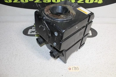 O/S 2006 Polaris Trail Touring 550 Air Box 1253499 — 第 1/3 张图片