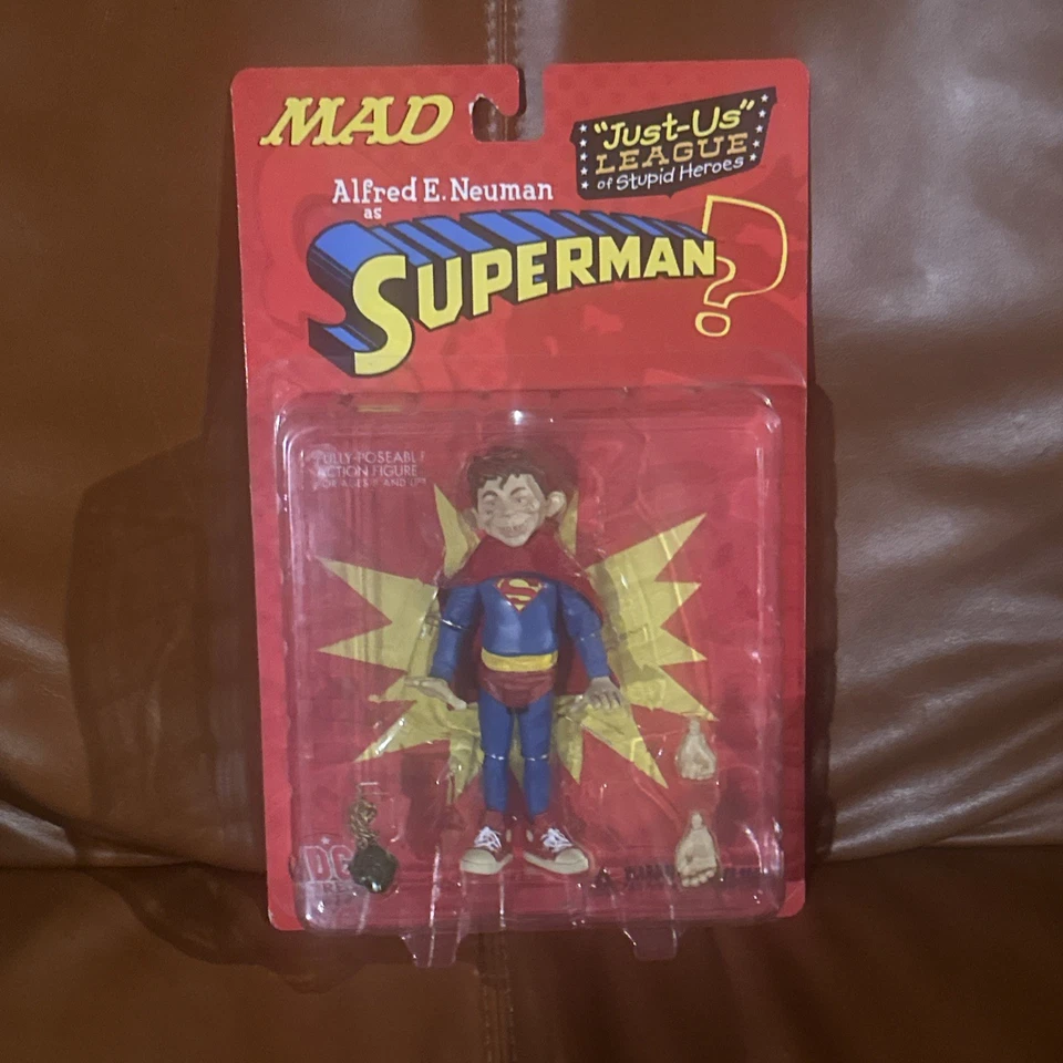 Figura de acción DC Direct Alfred E Neuman como Superman 6 pulgadas MAD MAGAZINE Foto 1 de 3
