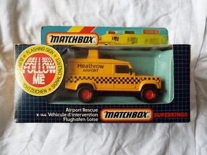 Matchbox Superkings K144 HEATHROW AIRPORT RESCUE Land Rover - Picture 1 of 1