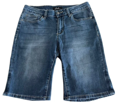 Earl Jean Denim Mid Rise Medium Wash Bermuda Shorts Women’s 8 - Image 1 of 4