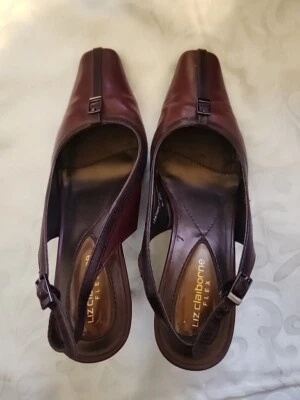 Tacones traseros Liz Claiborne Karen talla 6 1/2 m cuero equilibrio superior hechos por el hombre Foto 1 de 4