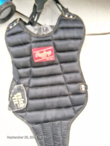 Protector hueco pecho receptor ajuste rápido Rawlings jóvenes 7-10 años - Imagen 1 de 3