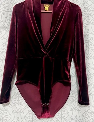 H&M Terciopelo Borgoña Suave Talla 12 Manga Larga Cuello en V Abierto Foto 1 de 2