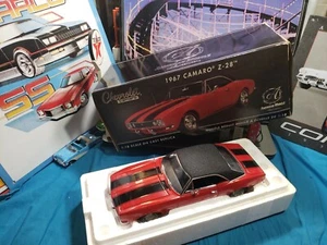 American Muscle Authentics 1967 Chevy Camaro Z/28 1:18 BEAUTIFUL VERY NICE CAR - Picture 1 of 12