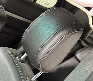EXPLORER 2018 Headrest 2605283 - Bild 1 von 11
