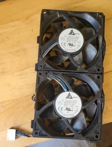 Double fan Delta electronics DC BRUSHLESS QFR0912VH 12V 0.60A 6 pins - Afbeelding 1 van 5