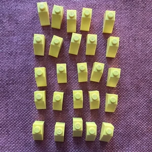 LEGO 3040 Yellow Slope 45 2 x 1 - 24 pcs - Picture 1 of 4