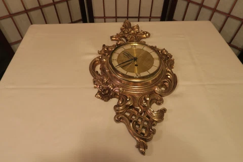 SYROCO GOLD BAROQUE 8-DAY JEWELED WALL CLOCK 22" RETRO MID CENTURY  VINTAGE Cover