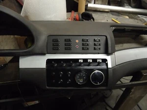BMW E46 Middle Vent & Radio/Climate: Setup 52mm *Flat Black - Picture 1 of 4