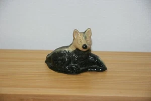 Wade Whimsies - Alsatian - German Shepherd - Red Rose Tea - Small Figurine - Picture 1 of 5