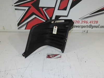 Yamaha - 2004 RX Warrior Louver 2 reversa 8FA-77132-00-00 Foto 1 de 2