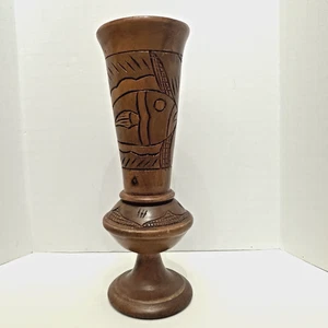 MCM handgeschnitzte Holz Vase Tribal Tropical Fish Motiv 9" Island Cottagecore Dekor - Bild 1 von 19