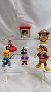 Jollibee Very Rare Lot Of Figures Drive Thru People - Picture 1 of 1