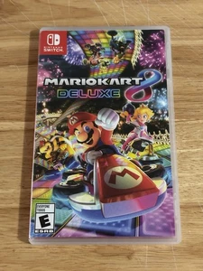 Mario Kart 8 Deluxe ~ Nintendo Switch USA Version - Bild 1 von 6