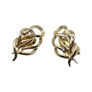 Earrings Clip On Signed Sarah Cov Leaf Open Work Vintage Retro Gold Tone - Picture 1 of 10