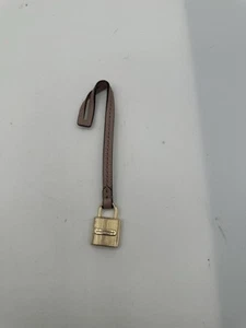 MICHAEL KORS Gold Lock Light Plum Pebbled Leather Strap Fob Bag Hang Tag - Picture 1 of 4