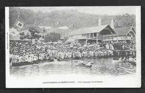 Martinique St.-Pierre Party Fête Nautique 14 Juillet July People Harbour ca 1899 - Picture 1 of 1