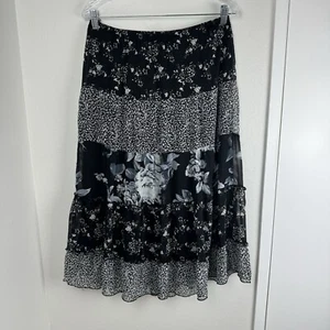 VTG NOTATIONS Womens Petite Medium tiered bohemian skirt Black Grey Floral Goth - Picture 1 of 6