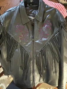 Cappotto UNIK pelle abbigliamento donna 4XL nero con rose viola e frange biker grunge - Foto 1 di 21