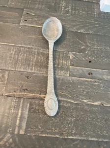 ANTICO GRANDE CUCCHIAIO 12" METALLO PELTRO DECORO VINTAGE INCISO DC7 - Foto 1 di 4