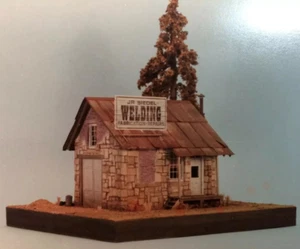 The Building & Structure Co. S-100 S Scale J.R.. Siedel Welding Shop NIB - Picture 1 of 8