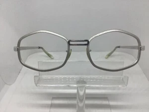 Vintage 1960's Universal Optical Eyeglasses Sunglasses Silver tone Metal - Picture 1 of 6
