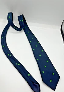Vintage Millars of Ireland 3-Leaf Clover Tie St Patrick's Day Holiday Skinny Tie - Picture 1 of 5