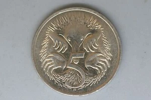 1977 - Australia - 5 Cent Coin - Echidna - EF - Picture 1 of 2