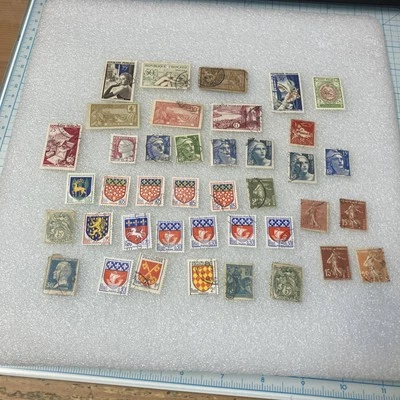 40 USED Vintage 1915-1975 France Stamps; Nice Mixed Lot- A DEAL- LOOK! - Image 1 of 4