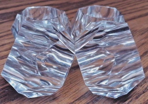 4 Stück SERVIETTENRINGE Acryl klar Diamantschliff Design 1,5 Zoll x 2,25 Zoll Esszimmer Dekor 1023 - Bild 1 von 4