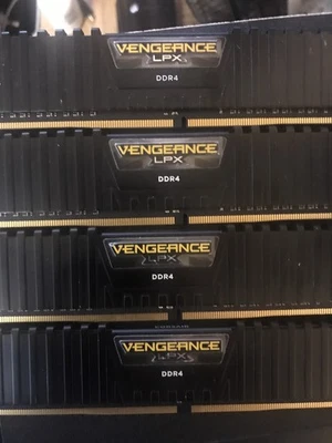 Corsair Vengeance DDR4 32GB 2133mhz 8gb x4 - Image 1 of 2
