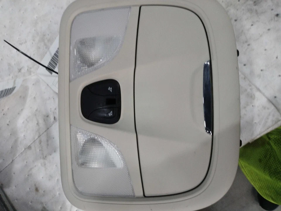 2016 Chrysler 200 Center Console OEM Red 4DR SED 114K Miles Warranty Foto 1 de 4