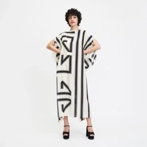 Designer Kaftan, Beautiful White Kaftan, French Moss Caftan, Beach Wear J5689 - Picture 1 of 4
